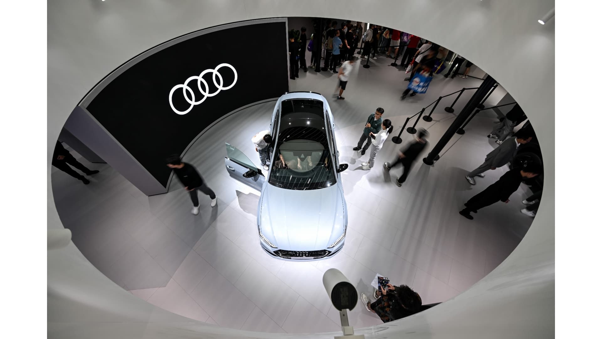 Detail: Lichtakzente am Audi E Concept